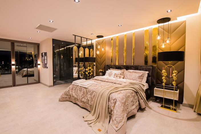 Image No.27-5 Bed Villa / Detached for sale