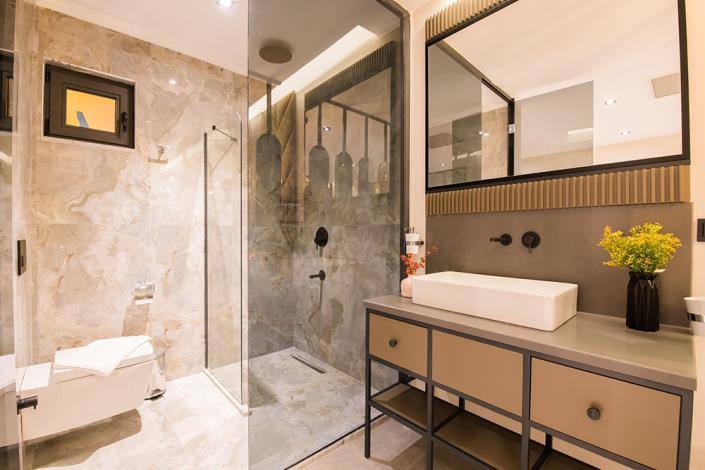 Image No.29-5 Bed Villa / Detached for sale