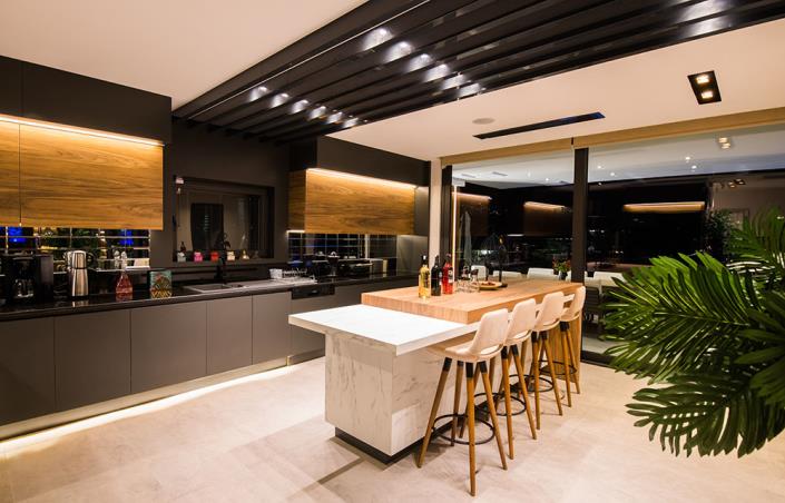 Image No.36-5 Bed Villa / Detached for sale