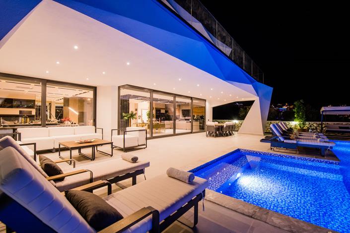 Image No.3-5 Bed Villa / Detached for sale