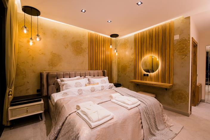 Image No.10-5 Bed Villa / Detached for sale