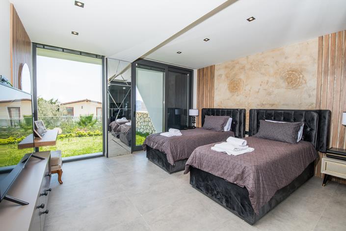 Image No.31-5 Bed Villa / Detached for sale