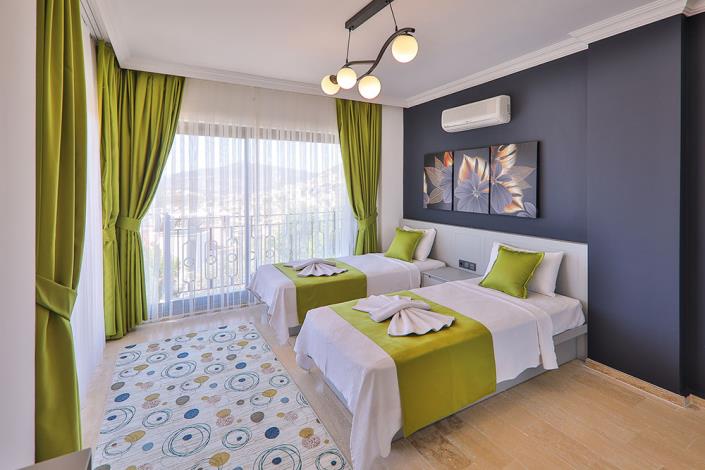 Image No.36-3 Bed Villa / Detached for sale