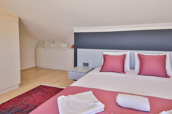 Image No.42-3 Bed Villa / Detached for sale