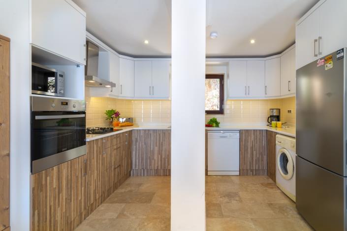 Image No.12-4 Bed Villa / Detached for sale