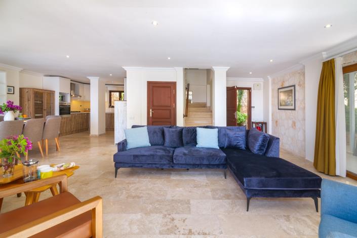 Image No.10-4 Bed Villa / Detached for sale