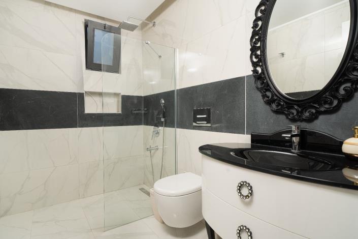 Image No.6-4 Bed Villa / Detached for sale