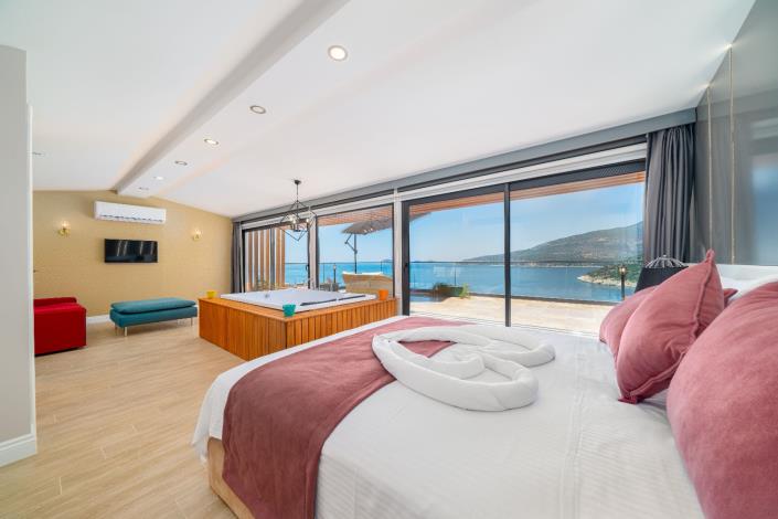 Image No.19-4 Bed Villa / Detached for sale