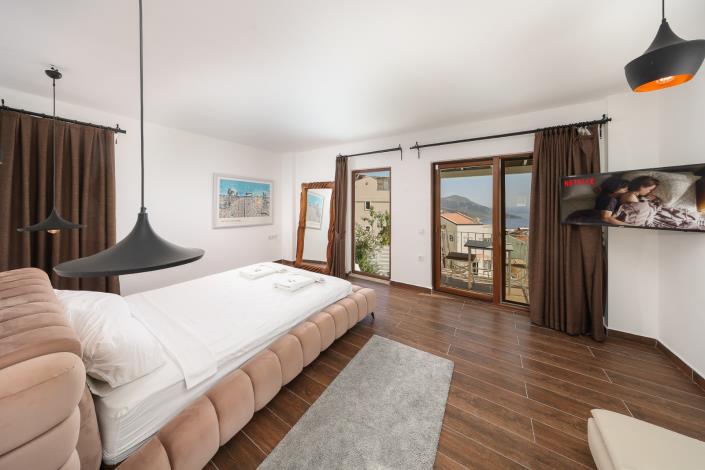 Image No.14-4 Bed Villa / Detached for sale