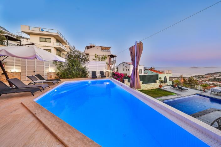 Image No.7-4 Bed Villa / Detached for sale