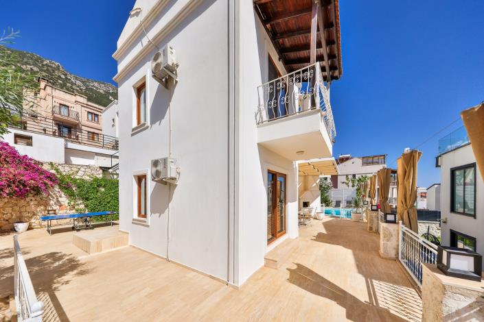 Image No.31-4 Bed Villa / Detached for sale