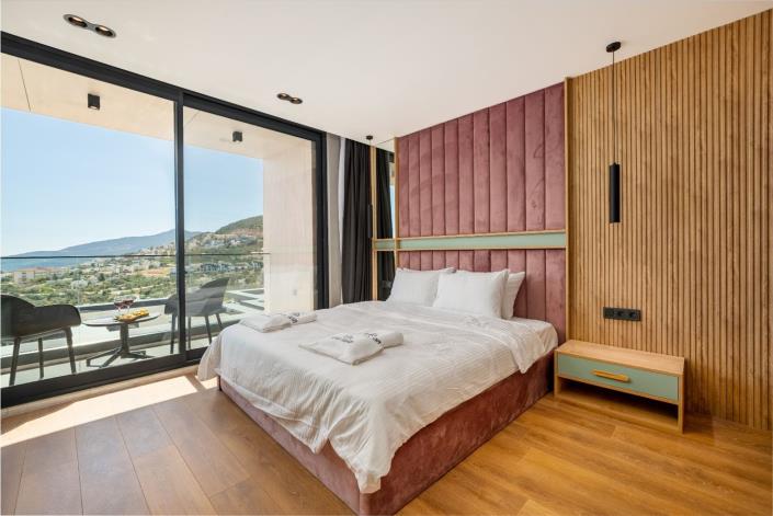 Image No.33-3 Bed Villa / Detached for sale