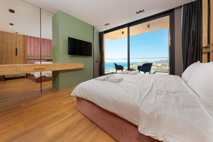 Image No.48-3 Bed Villa / Detached for sale