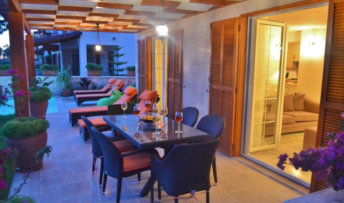 Image No.14-3 Bed Villa / Detached for sale