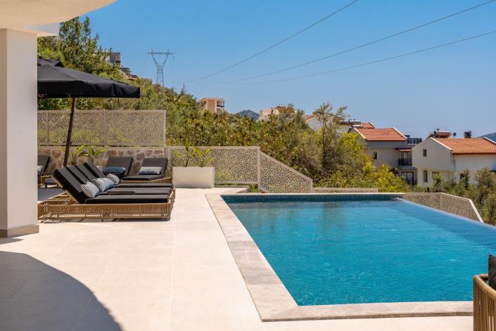 Image No.13-5 Bed Villa / Detached for sale