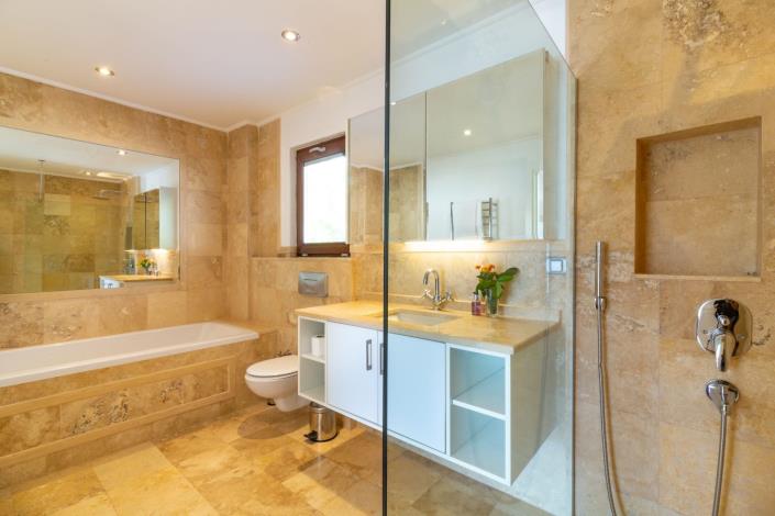 Image No.17-6 Bed Villa for sale