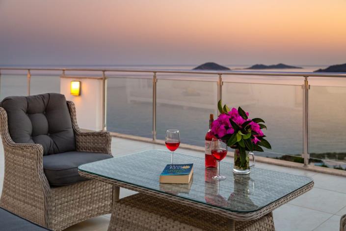 Image No.18-6 Bed Villa for sale