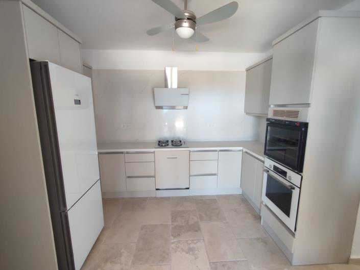 Image No.24-3 Bed Villa / Detached for sale