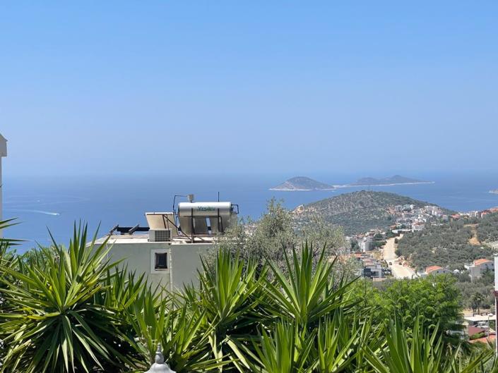 Image No.10-3 Bed Villa / Detached for sale