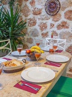 Image No.25-3 Bed Apartment for sale