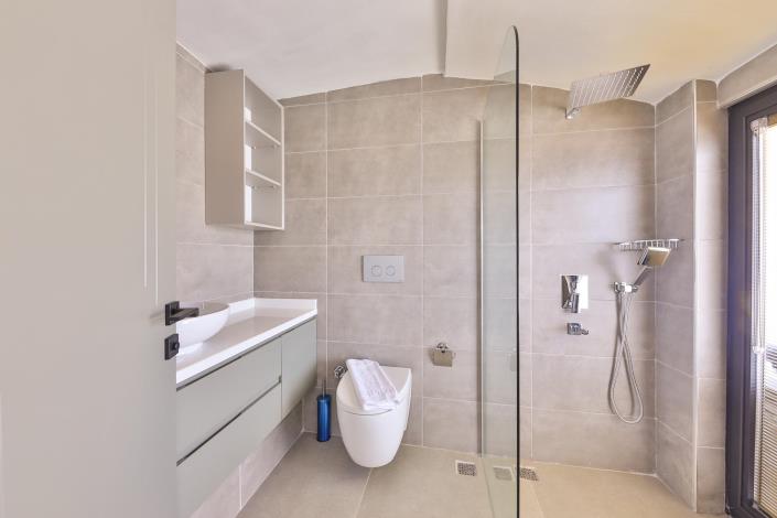 Image No.43-3 Bed Villa for sale