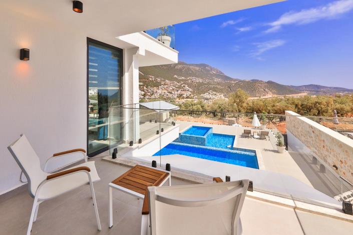 Image No.52-3 Bed Villa for sale