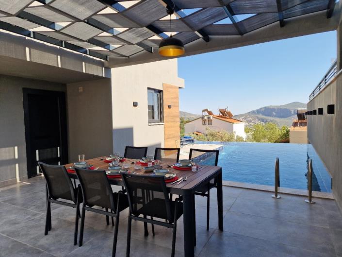 Image No.11-4 Bed Villa for sale