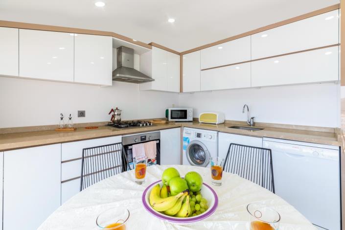 Image No.10-2 Bed Apartment for sale