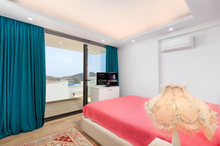 Image No.23-2 Bed Apartment for sale