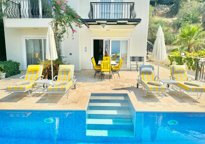 Image No.3-3 Bed Villa / Detached for sale