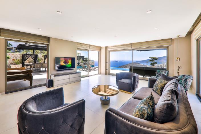 Image No.14-4 Bed Villa / Detached for sale