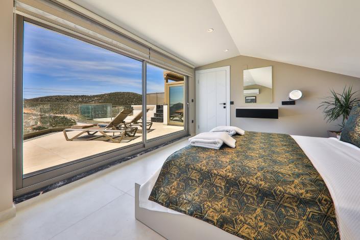 Image No.41-4 Bed Villa / Detached for sale