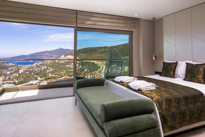 Image No.26-4 Bed Villa / Detached for sale