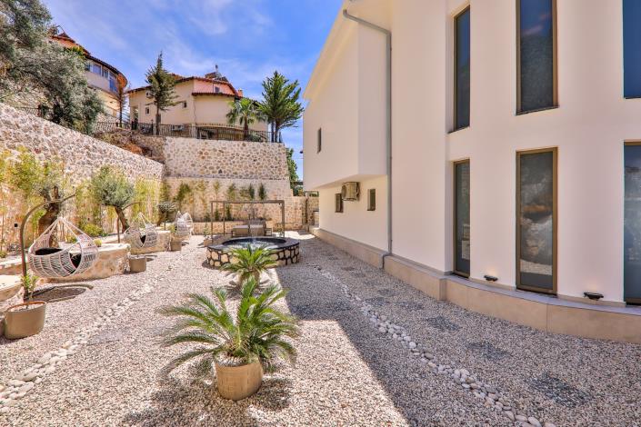 Image No.13-4 Bed Villa / Detached for sale