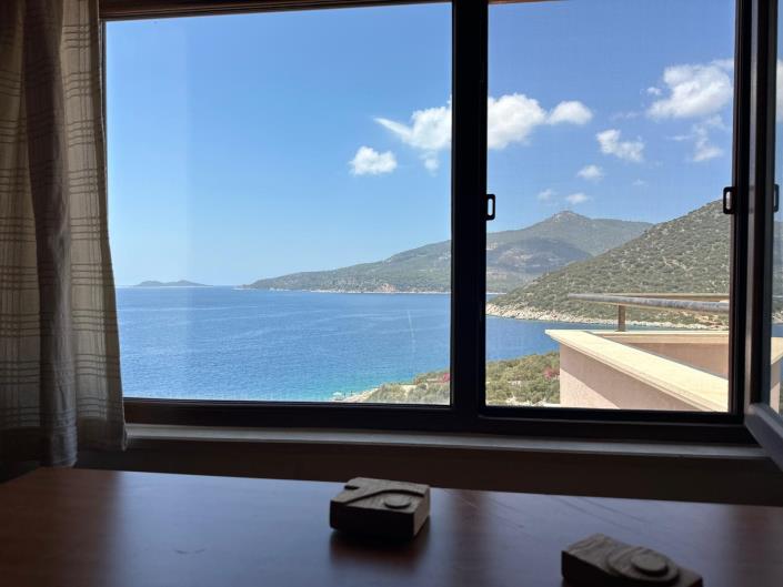 Image No.9-5 Bed Villa / Detached for sale