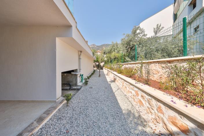 Image No.27-5 Bed Villa / Detached for sale