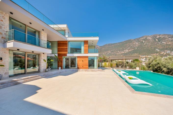 Image No.3-5 Bed Villa / Detached for sale