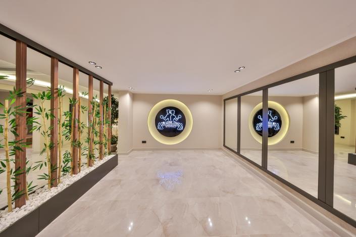 Image No.49-5 Bed Villa / Detached for sale