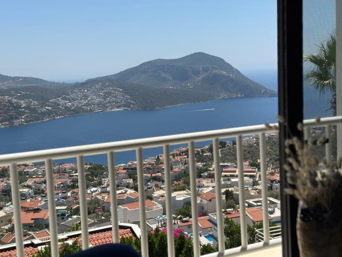 Image No.51-2 Bed Apartment for sale