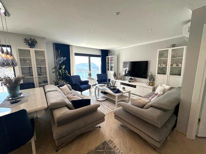 Image No.12-2 Bed Apartment for sale