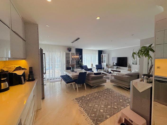 Image No.21-2 Bed Apartment for sale