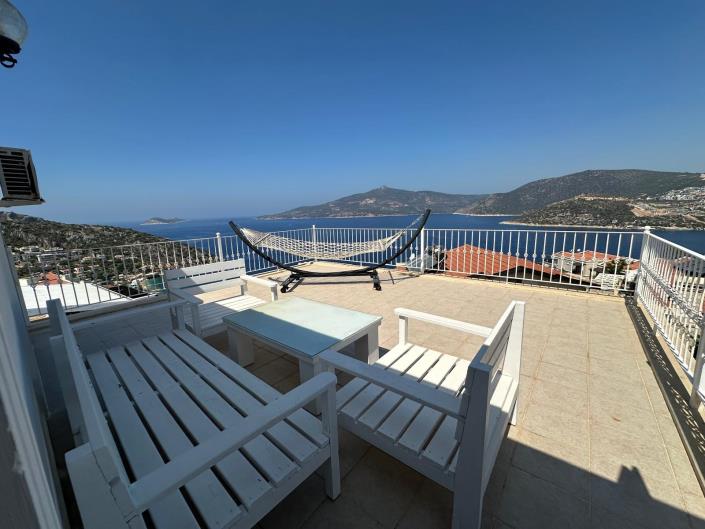 Image No.43-4 Bed Villa / Detached for sale