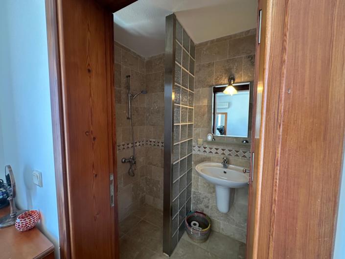 Image No.49-4 Bed Villa / Detached for sale