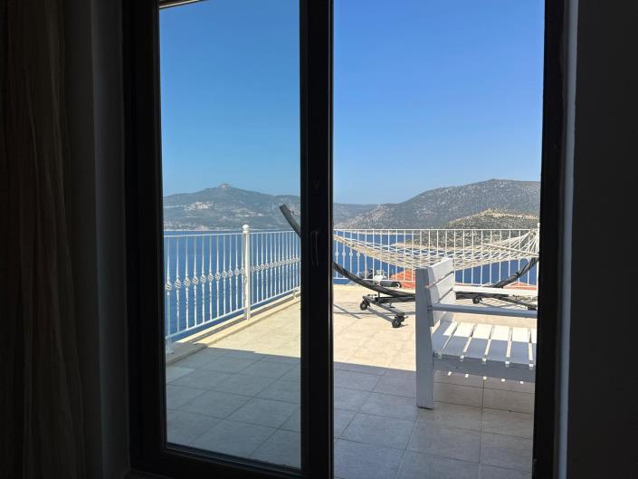 Image No.50-4 Bed Villa / Detached for sale