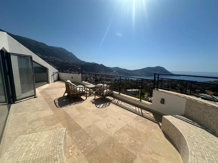 Image No.40-6 Bed Villa / Detached for sale