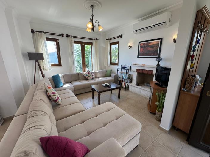 Image No.12-4 Bed Villa / Detached for sale