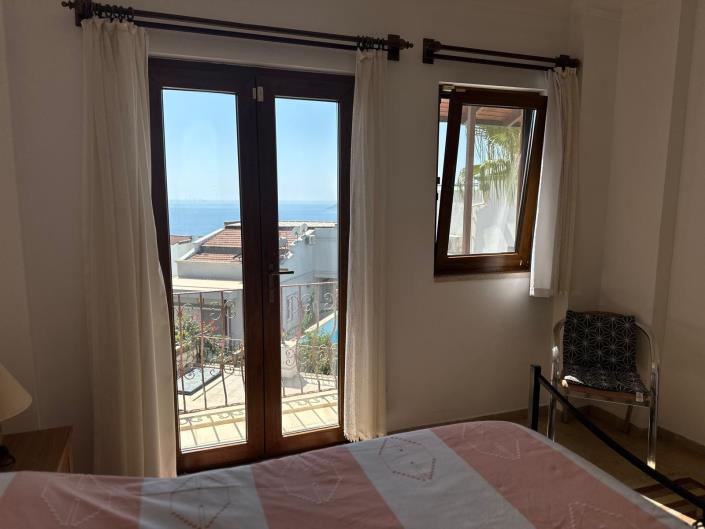 Image No.31-4 Bed Villa / Detached for sale