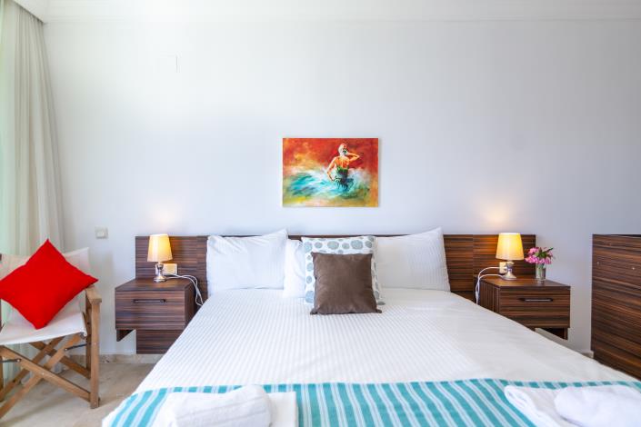 Image No.19-5 Bed Villa / Detached for sale