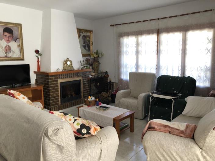 Image No.28-4 Bed Villa / Detached for sale