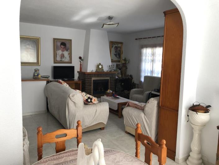 Image No.10-4 Bed Villa / Detached for sale